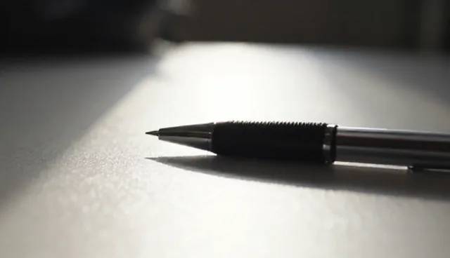 留学规划中财税环节的现实挑战与应对策略