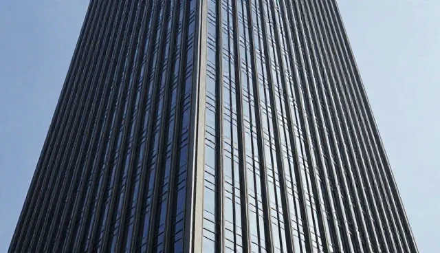 系统维护中定期检查与实时监控的取舍分析