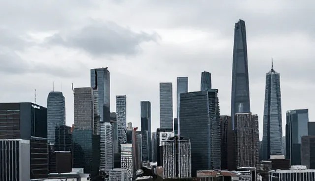 制作app软件：SEO优化与企业官网定制的选型与维护建议