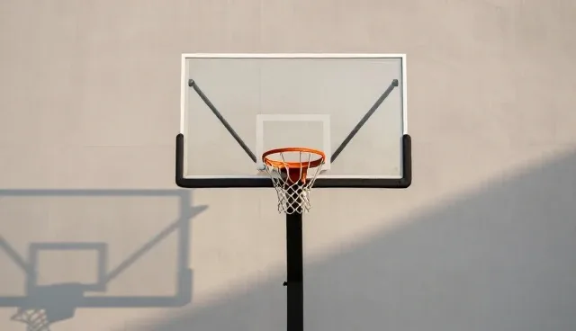 篮球架选型中的关键性能指标分析