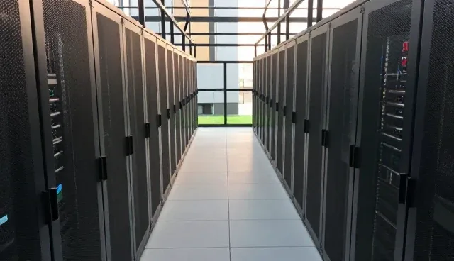 软件开发选型中成本控制的实践与考量