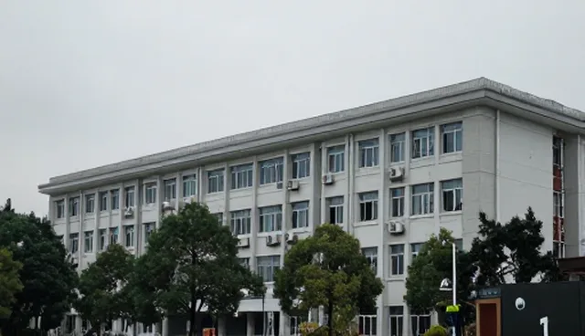 如何选择适合企业的管理培训课程？