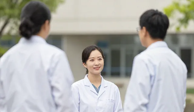 色彩还原在婚纱摄影短视频中的实际应用与优化