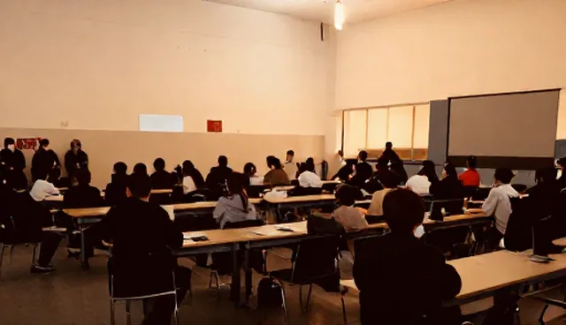 技术培训课程中性能差异的具体影响因素分析