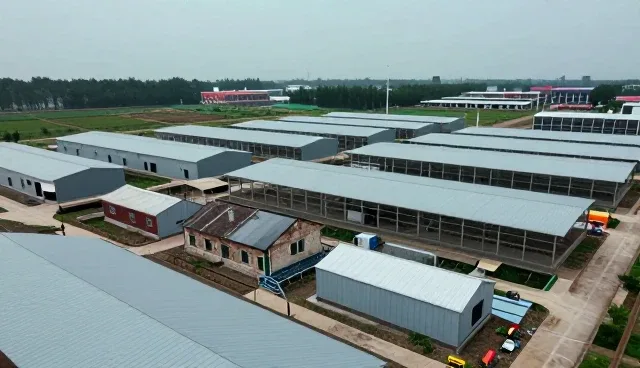 资源调度策略如何影响系统性能与适用条件