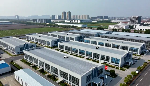 智能化转型中的技术优化路径与应用场景解析