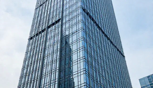 材料性能差异如何影响建筑型材选型