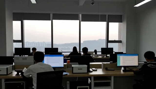 系统运维中的性能优化策略与适用场景分析