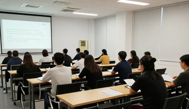 长沙个人做网站：SEO顾问的技术咨询服务分析