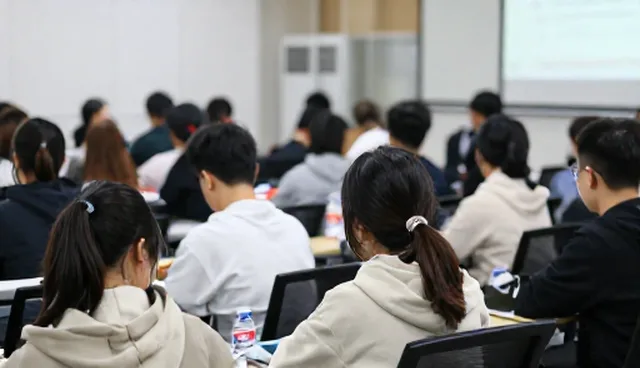 设备维护行业技术培训课程的发展趋势与实践价值