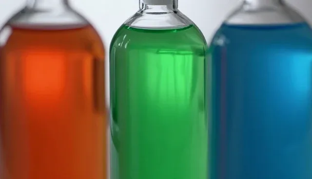 精细化学品生产中配套服务的关键作用与常见问题处理