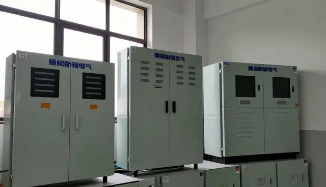 控制柜选型中的关键性能指标分析