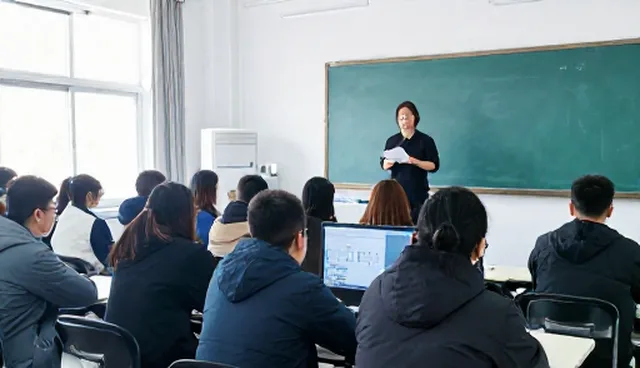 课程设计中的能力发展难题及优化方向