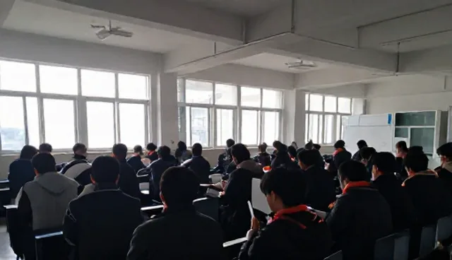 学习效果评估中技术落地的对比权衡