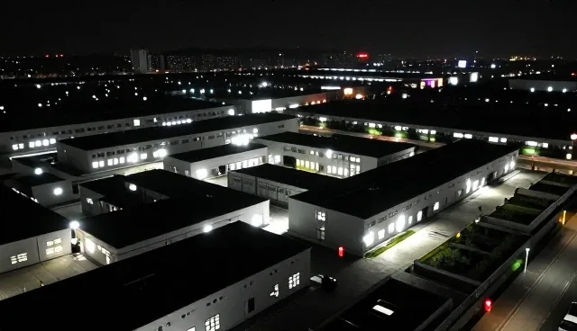 云服务维护中场景选择对业务稳定性的影响