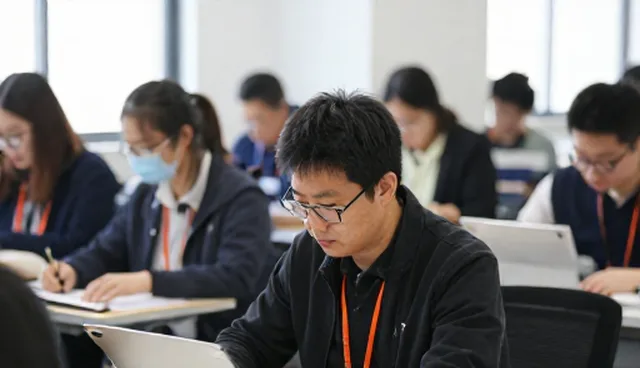 教学反馈在技术培训中的关键作用与选型关注点