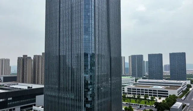 系统监控：集中式与分布式两种做法的实际取舍