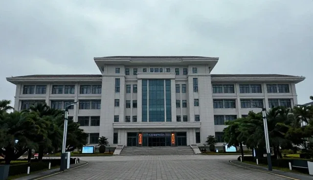 施工进度延误如何应对，关键节点把控不到位