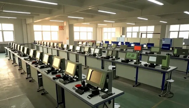 电子元器件质量控制中的性能与适用条件分析