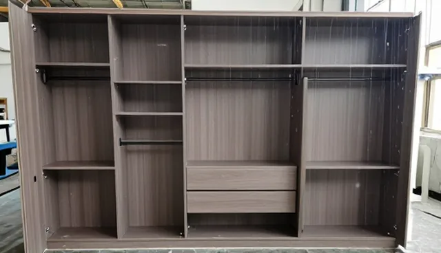 定制衣柜日常使用与维护的实用建议
