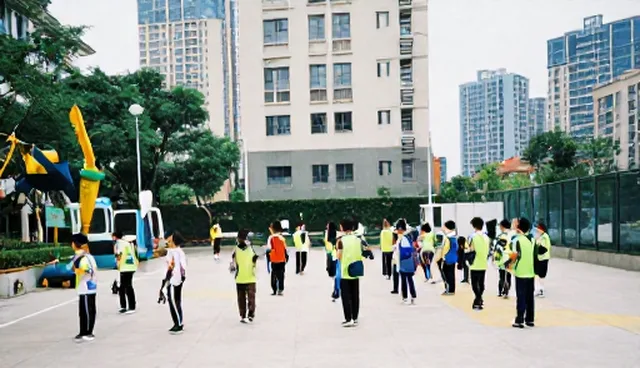 青少年成长场景分析：教育产品如何适配不同阶段需求