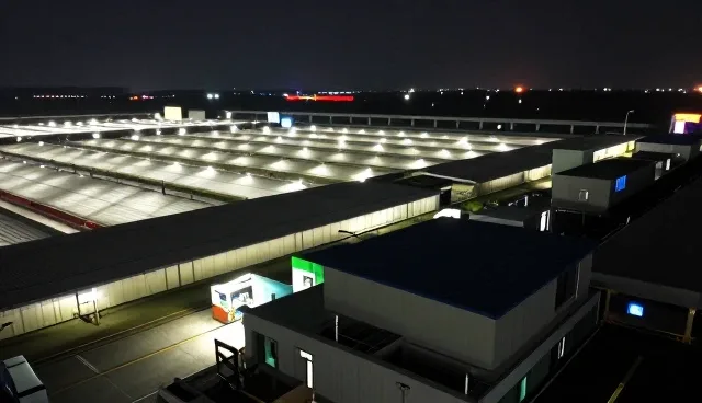 土壤水分监测设备如何适应不同地形，确保数据准确性