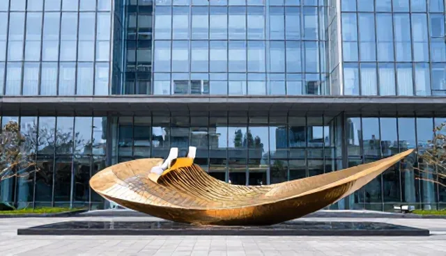 雕塑设计在公共空间应用的场景与限制分析
