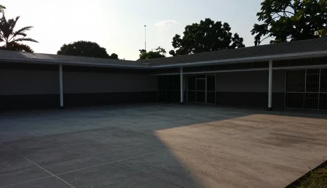 本地化软件研发如何提升系统性能与适用条件