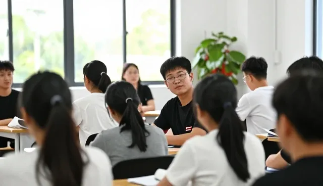 提升教学效果需关注客户沟通的选型要点