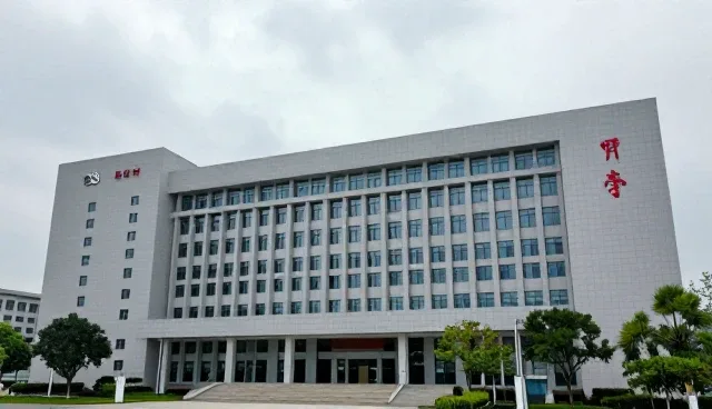 如何通过物流信息平台实现成本控制？