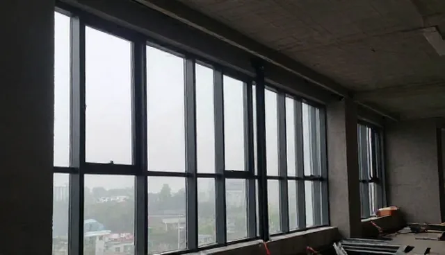 企业技术支持中服务响应对性能表现的影响分析