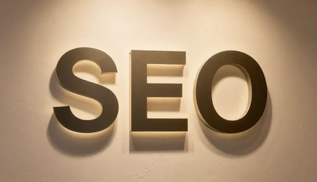 SEO优化中网站速度优化的两种做法对比与取舍