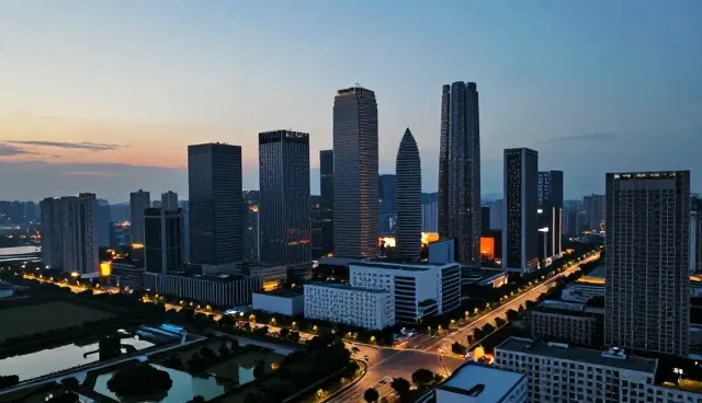 定制企业礼品套装：市场趋势与企业应对策略