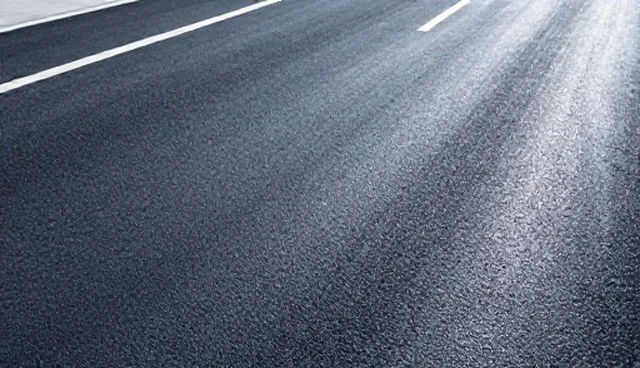 道路沥青系统集成在智慧交通中的应用与实践