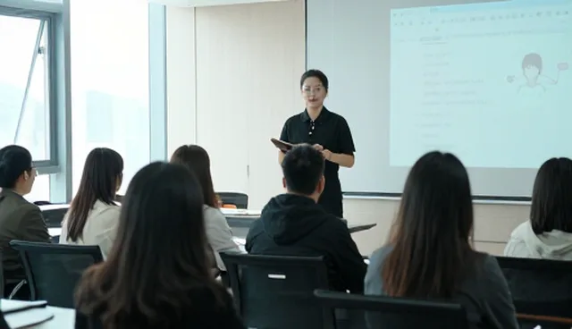 复杂环境下人才管理的挑战与应对策略