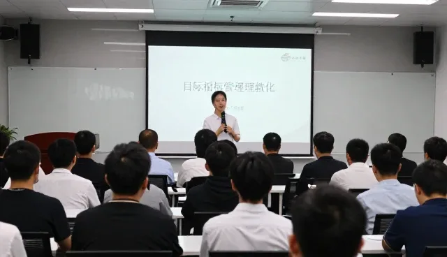 项目选型中的关键因素与实际应用分析