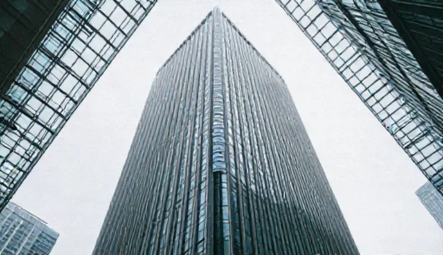 线上平台搭建中APP开发的稳定性选型关键