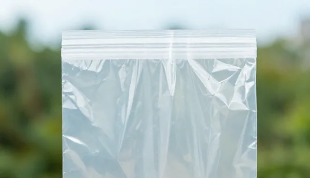 注塑制品环保性能提升的两种路径对比