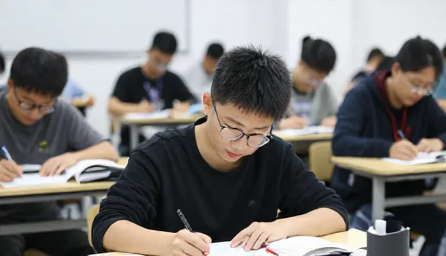 如何选择适合的C1基础课程？