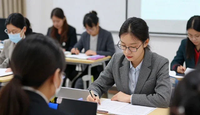 教学管理中的课程设计与执行环节分析