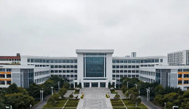 选型过程中对可靠产品的关键考量因素分析