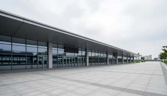集团网站建设：如何借助市场行情分析提升企业名录价值