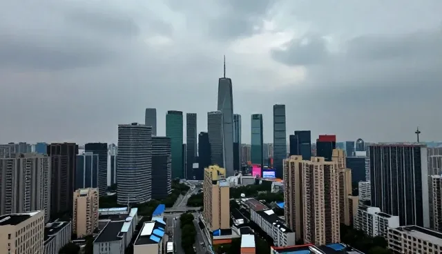 企业信用验证系统维护在金融场景中的实际应用