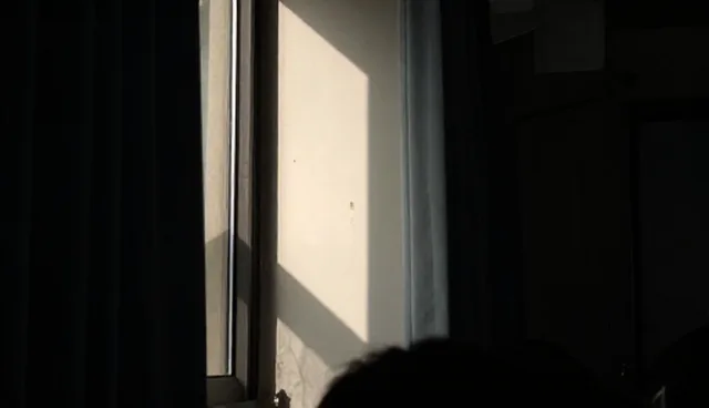 互动教学如何根据适用条件选择教学资源