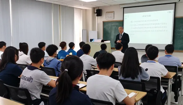 师资培训中忽视学员反馈的误区与正确做法