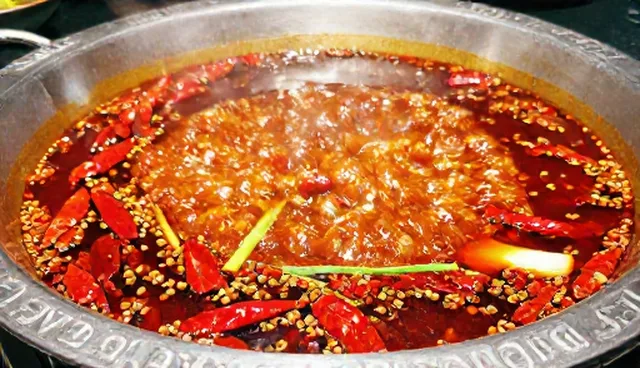麻辣牛福锅底分装流程中的关键操作与注意事项
