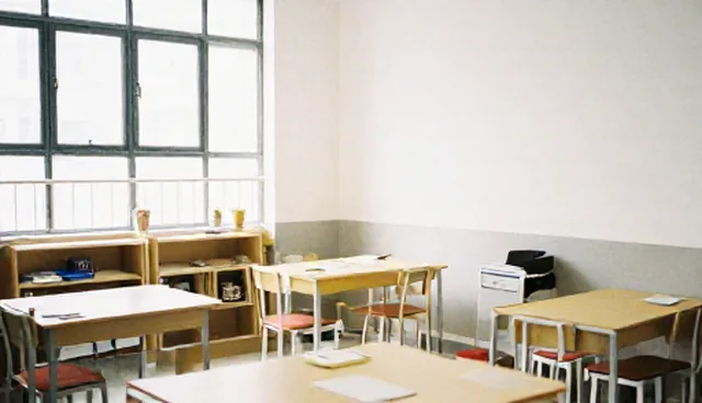 K12学科辅导课程在不同学习场景中的适用性分析