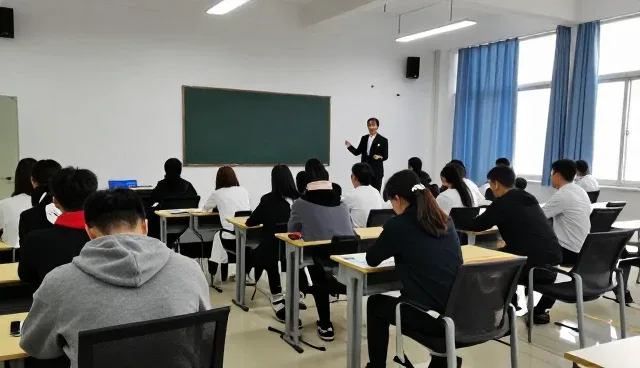 师资如何在考试辅导中发挥关键作用